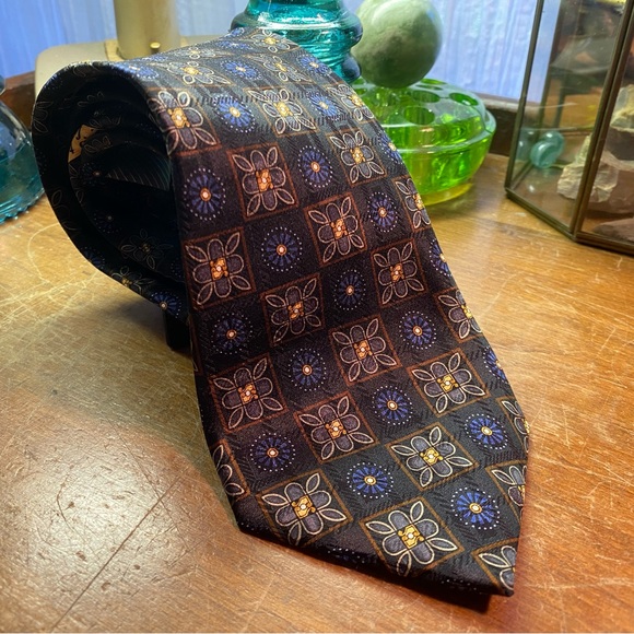 J. Z. Richard Boulder, Colorado. Silk tie - Picture 1 of 7